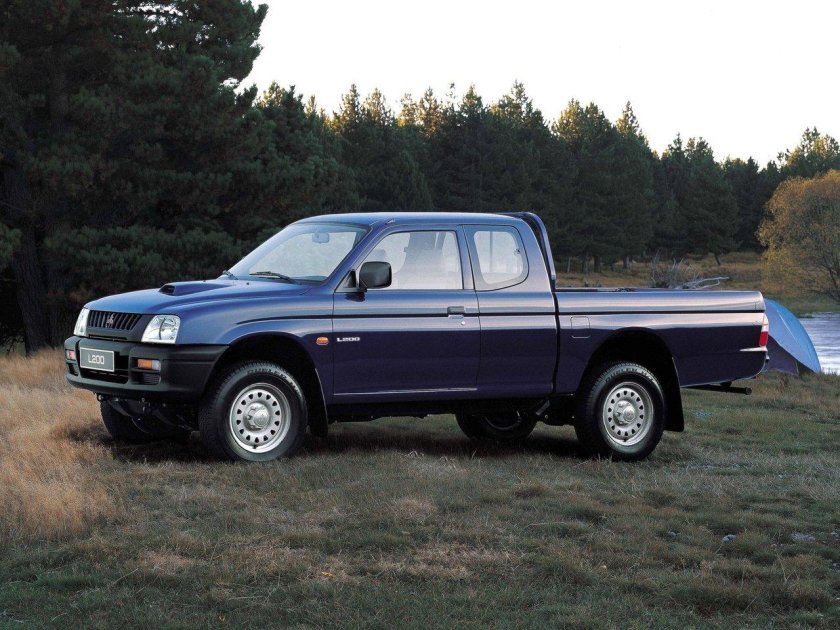 Mitsubishi l200 1996
