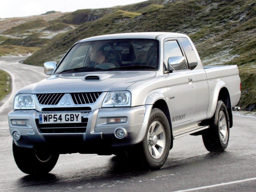 Mitsubishi l200 III