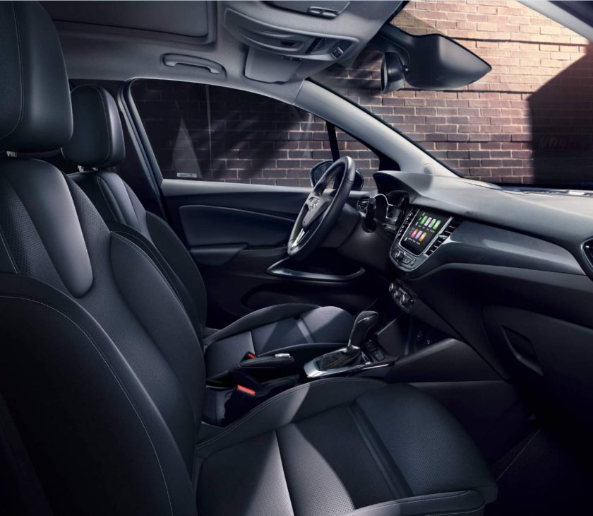 Opel Crossland салон