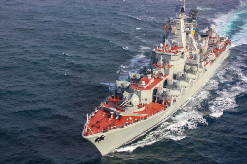 Крейсер Маршал Устинов