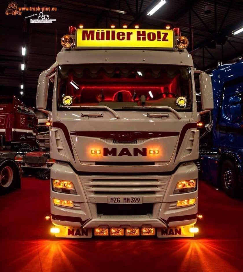 Фура с подсветкой