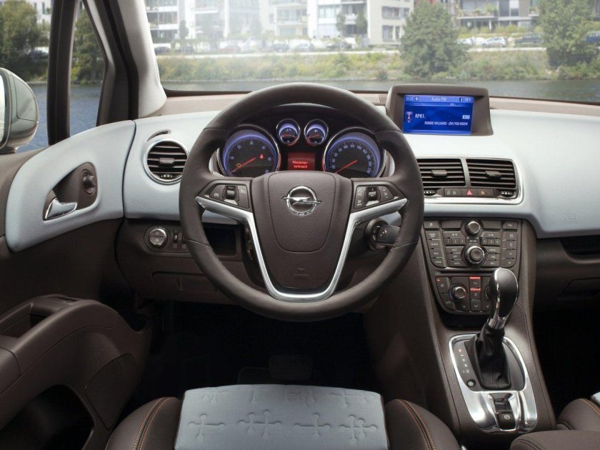 Opel Meriva 2012 салон