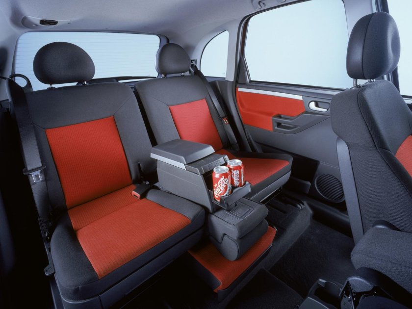 Opel Meriva салон