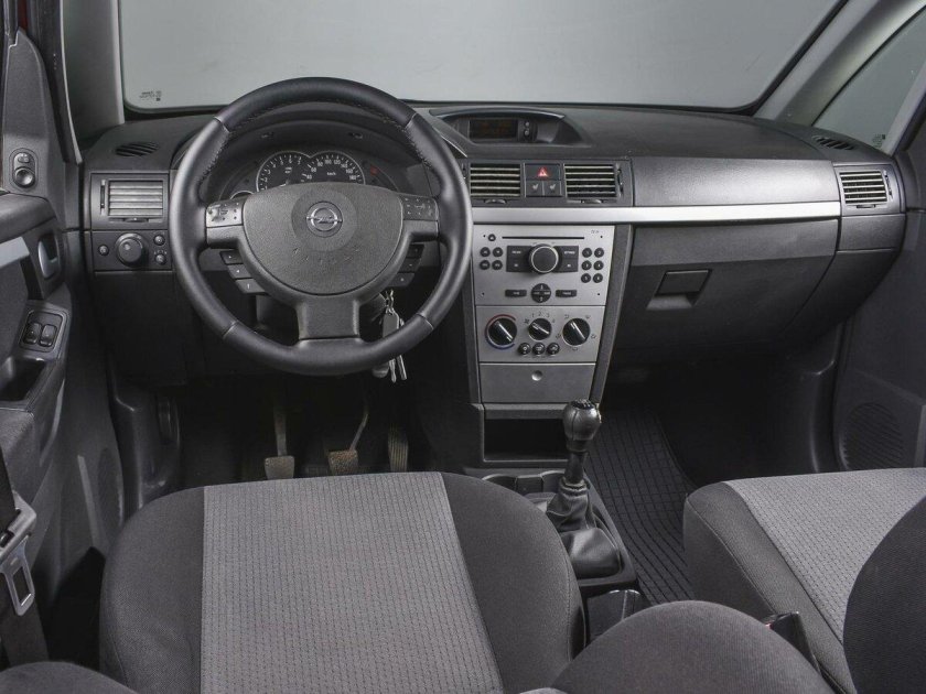 Opel Meriva 2008 года выпуска фото