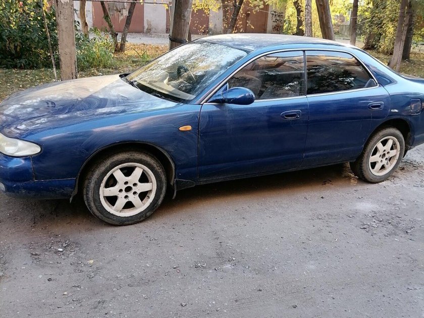 Mazda Efini MS-8, 1992