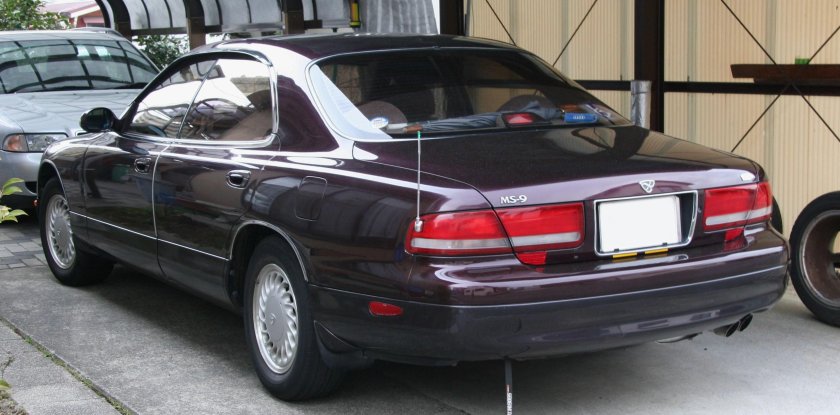 Мазда Эфини МС 9