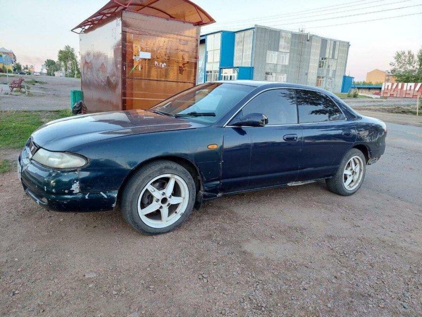 Mazda Efini MS-8, 1992