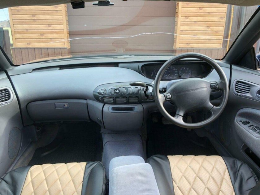 Мазда Эфини МС 8