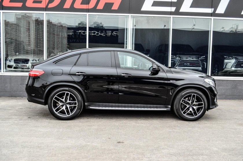Мерседес-Бенц AMG GLE 43