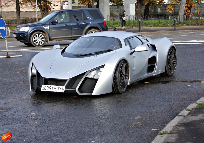 Машина Marussia b2
