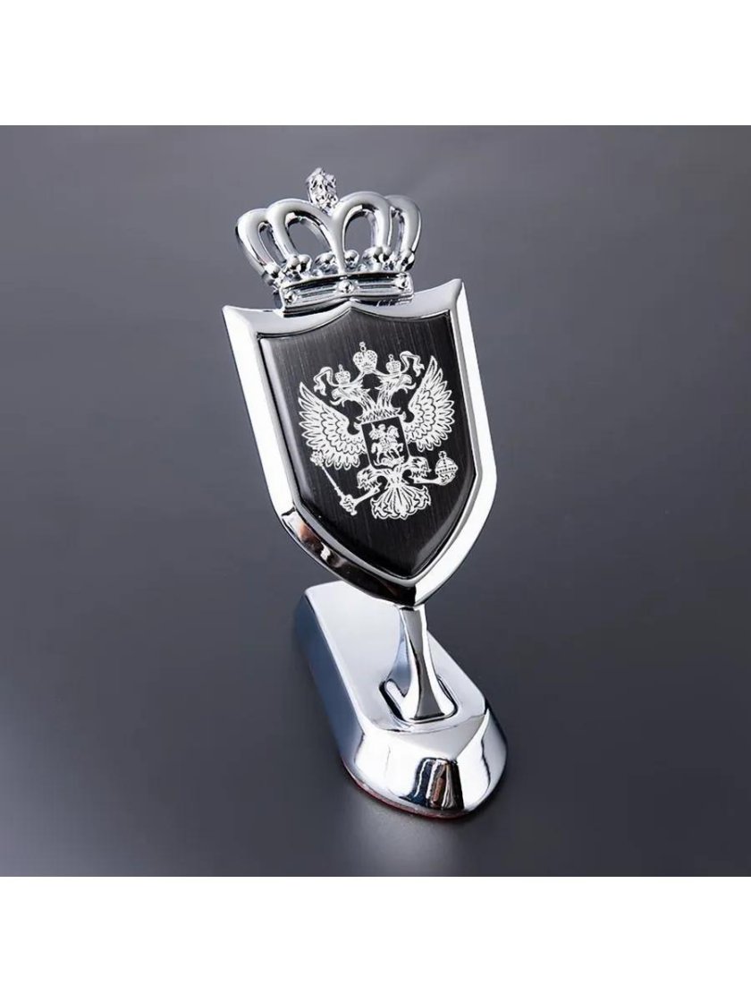 Флагшток на капот автомобиля