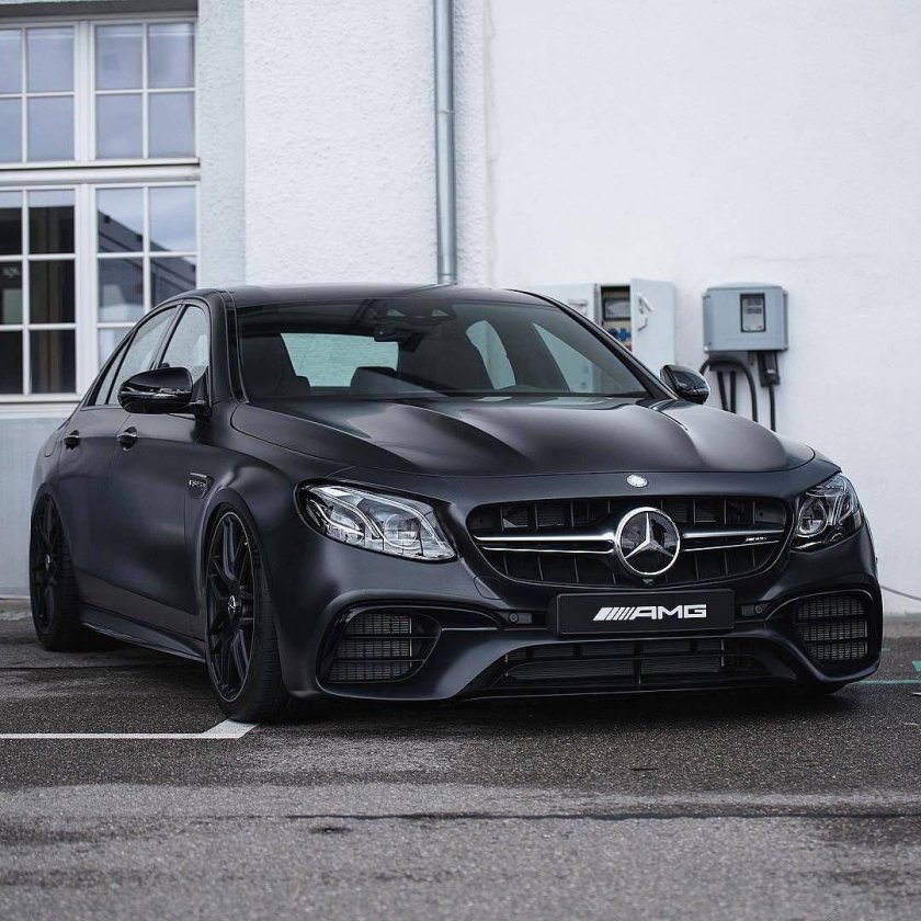 Mercedes e63s AMG