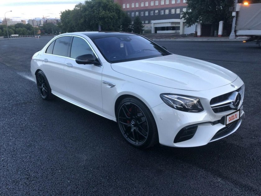 Mercedes-Benz w213 белый