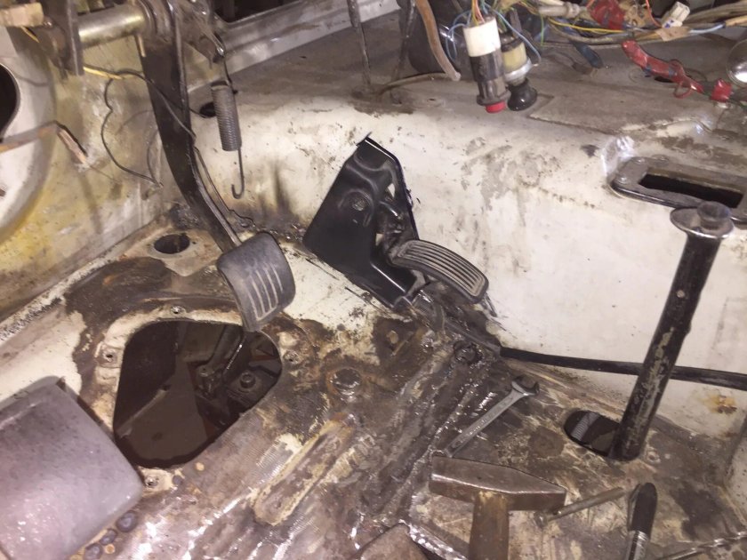 Ручник УАЗ 452