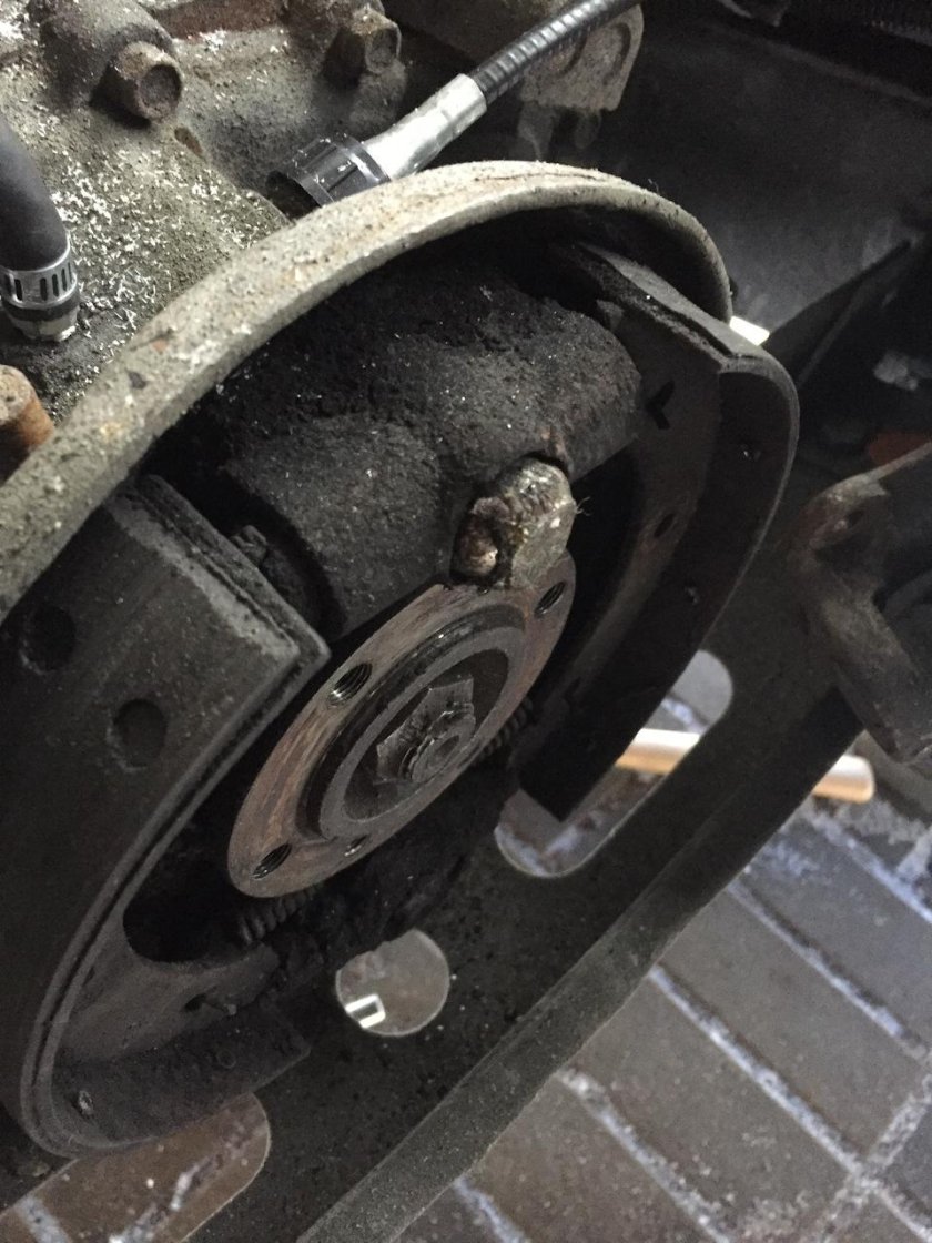 Ручник УАЗ 31512