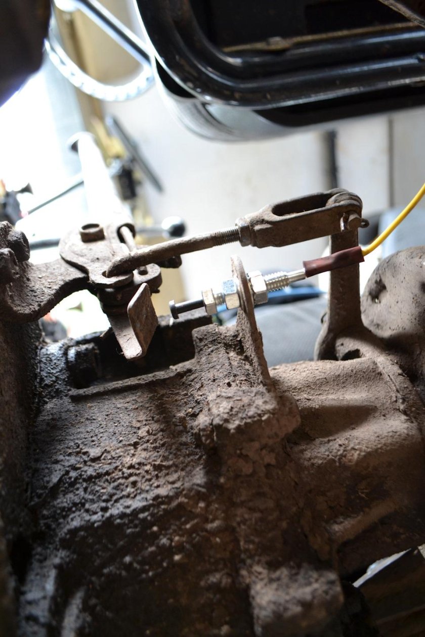 Стояночный тормоз УАЗ 3303