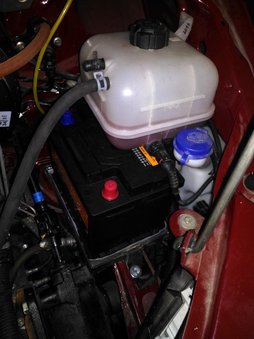 Аккумулятор на Соболь 4х4