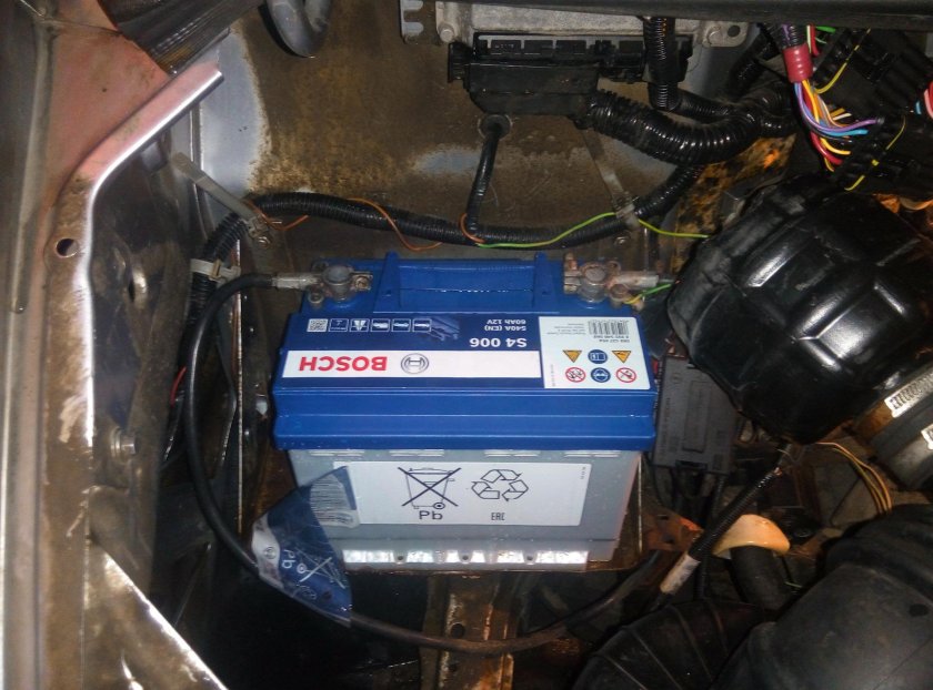 ГАЗ Соболь 406 аккумулятор