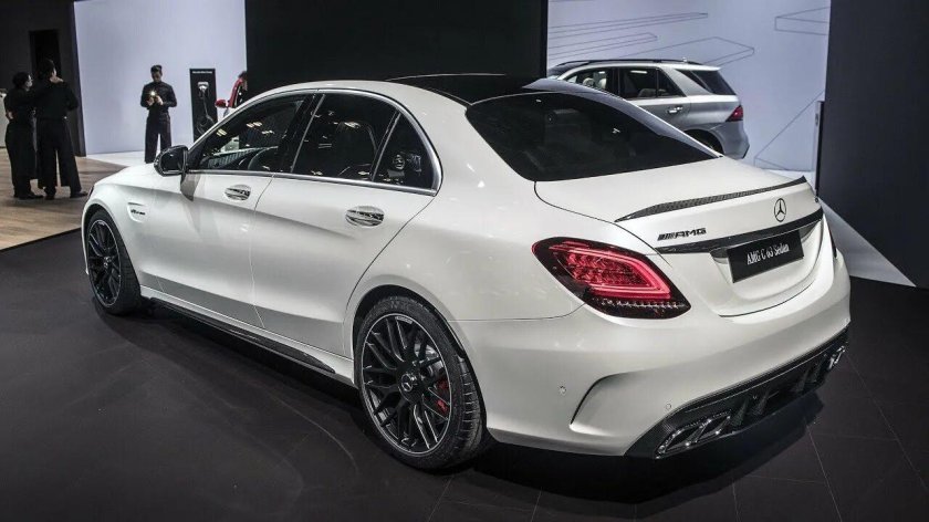 Mercedes Benz c63s AMG