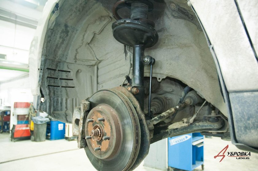 Задняя стойка Лексус рх300