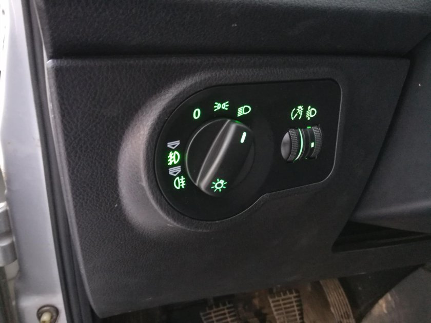 Кнопка противотуманных фар УАЗ Патриот