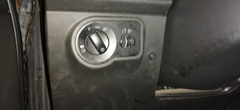 Кнопка ПТФ УАЗ Патриот