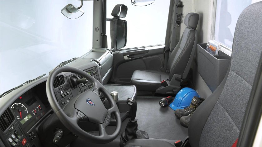 Салон кабины Скания g 400