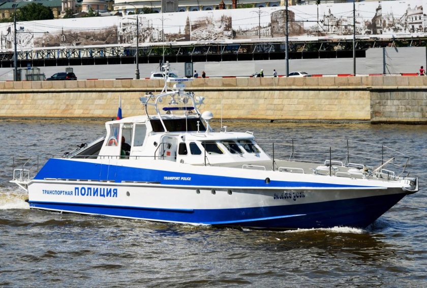 Полицейский катер Мангуст