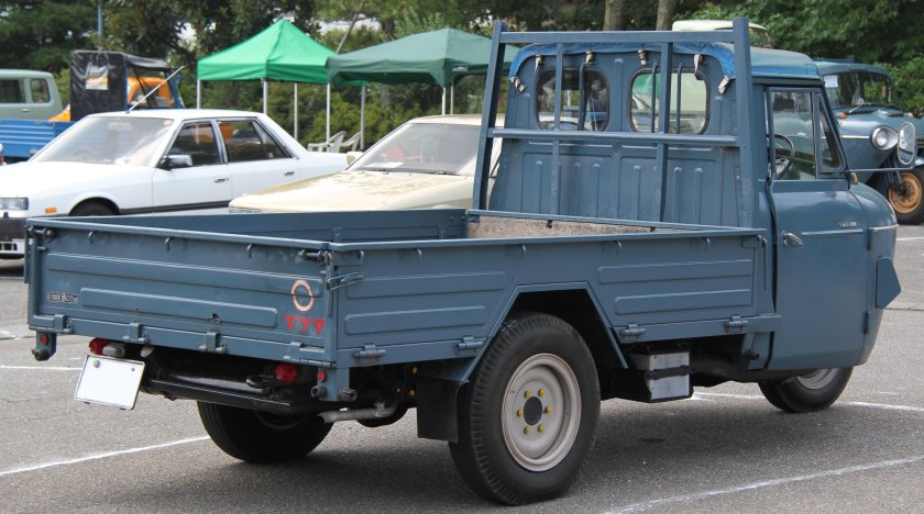 Mazda t1500