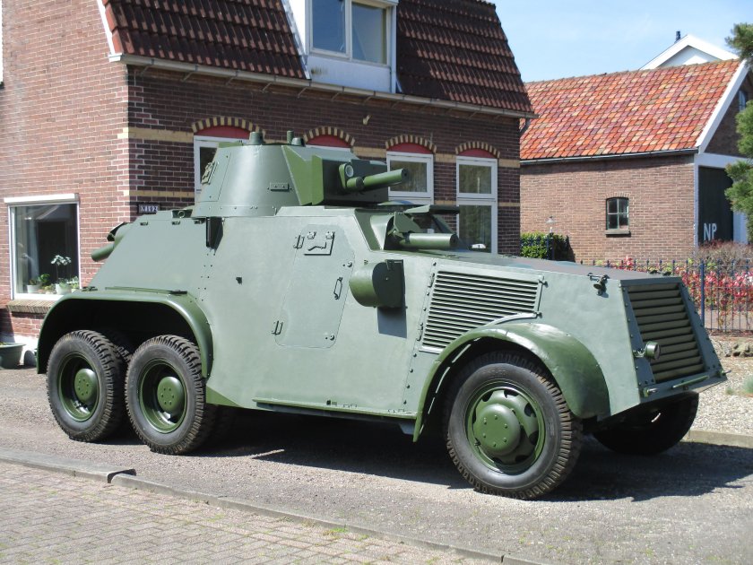 M38 бронеавтомобиль