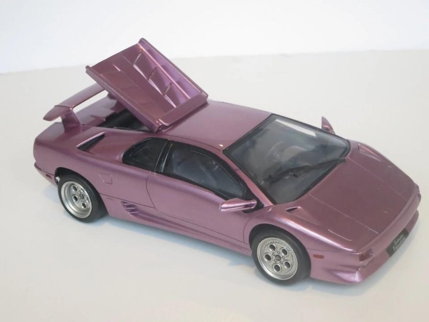 Lamborghini 1:24