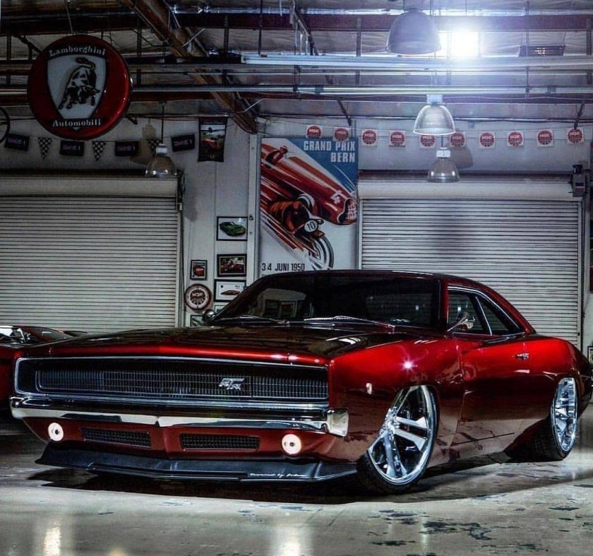 Мустанг Додж Чарджер