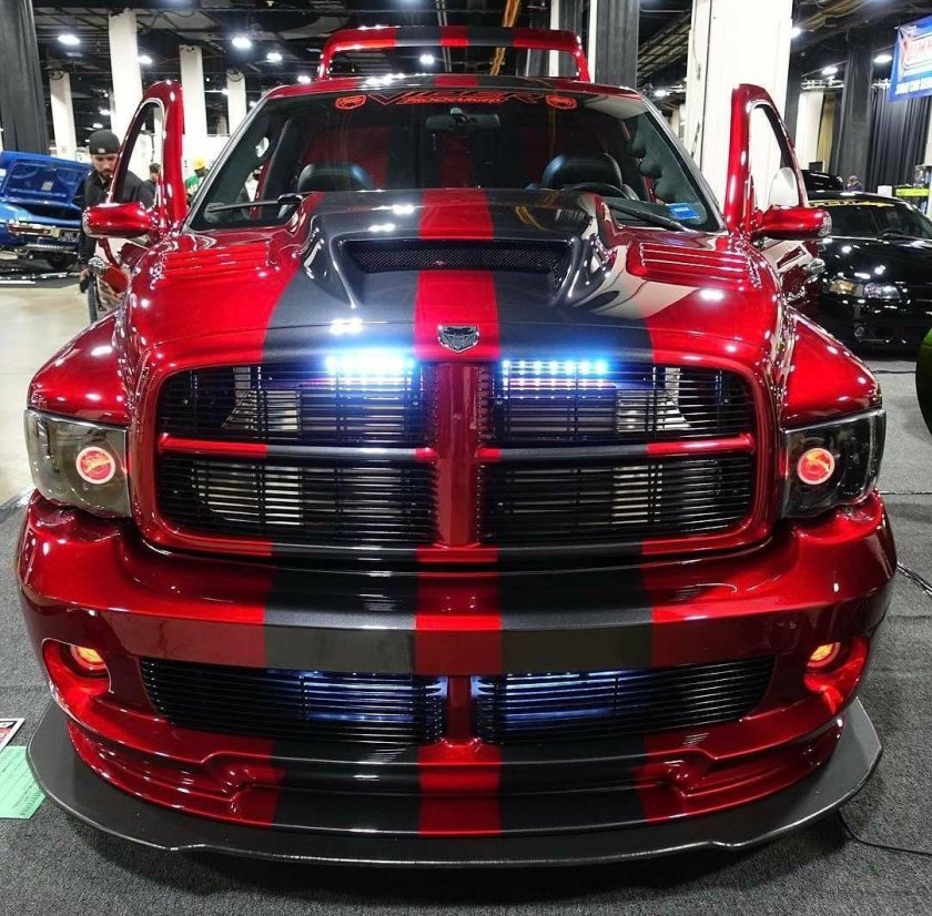 Тюнингованные Додж