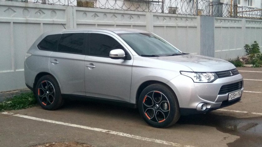 Диски на Mitsubishi Outlander 3