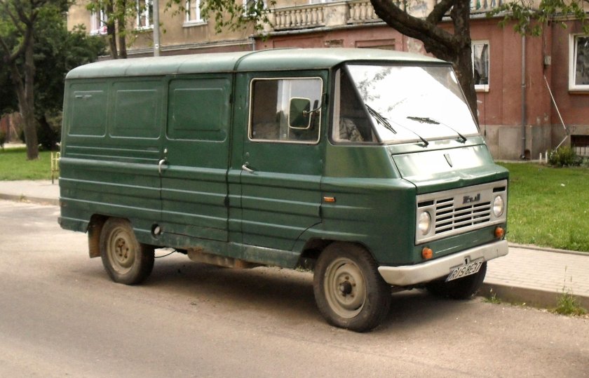 Фургон ZUK a06