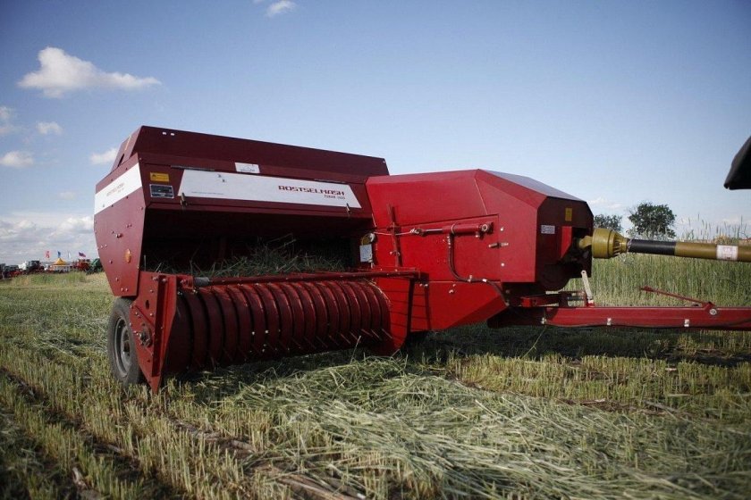 Пресс-подборщик тюковый ППТ-041 "Tukan"