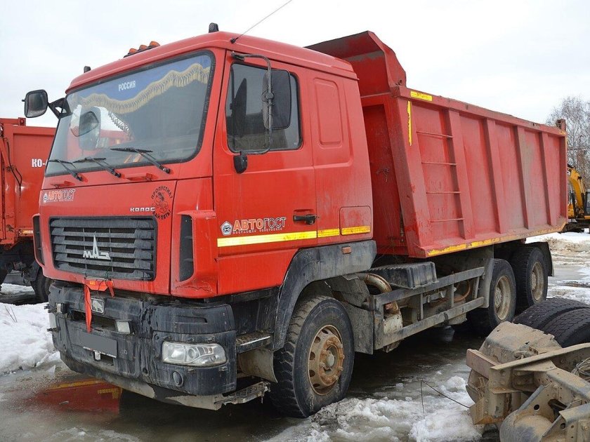 Самосвал МАЗ 6501с9-8520-005