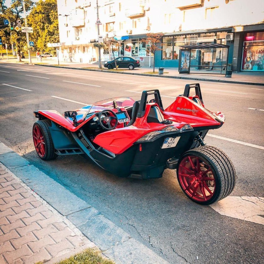 Polaris трицикл