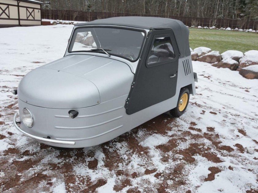 Мотоколяска СМЗ С-1л