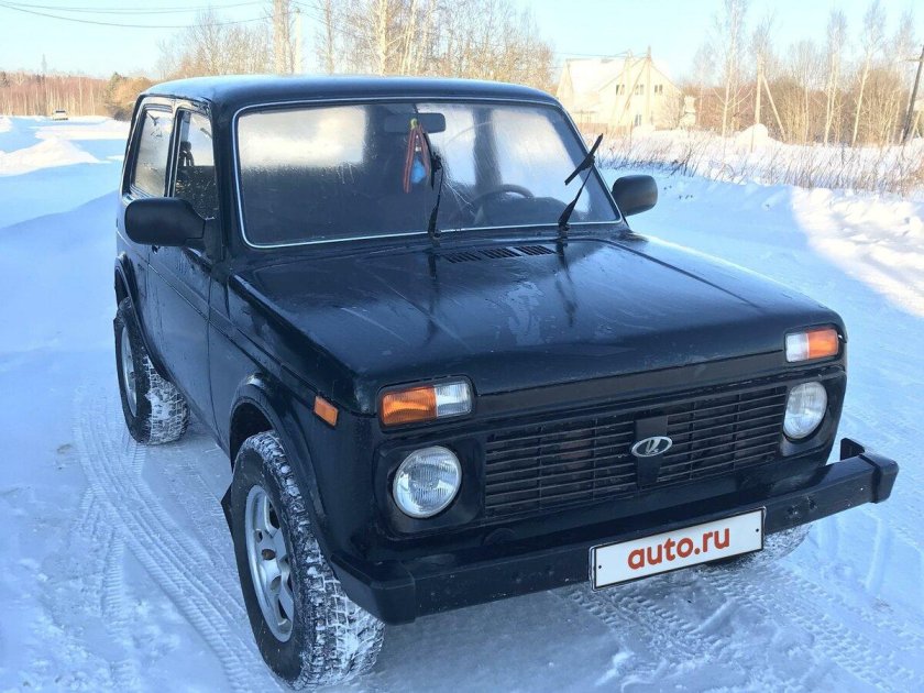 ВАЗ 21214 синий
