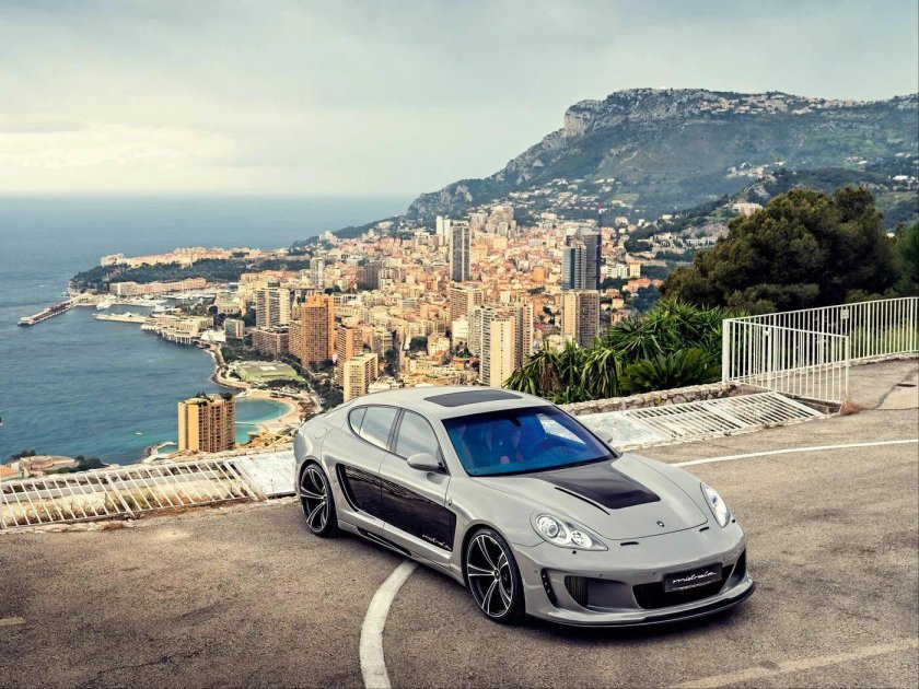 Порше Панамера