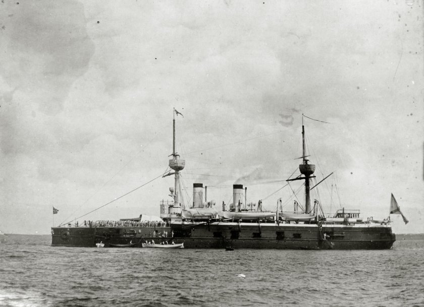 Император Александр II - эскадренный броненосец