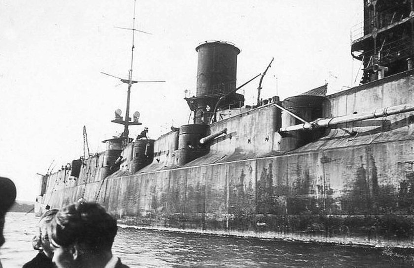 Линкор генерал Алексеев в Бизерте