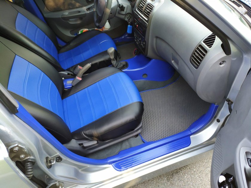 Хендай акцент салон