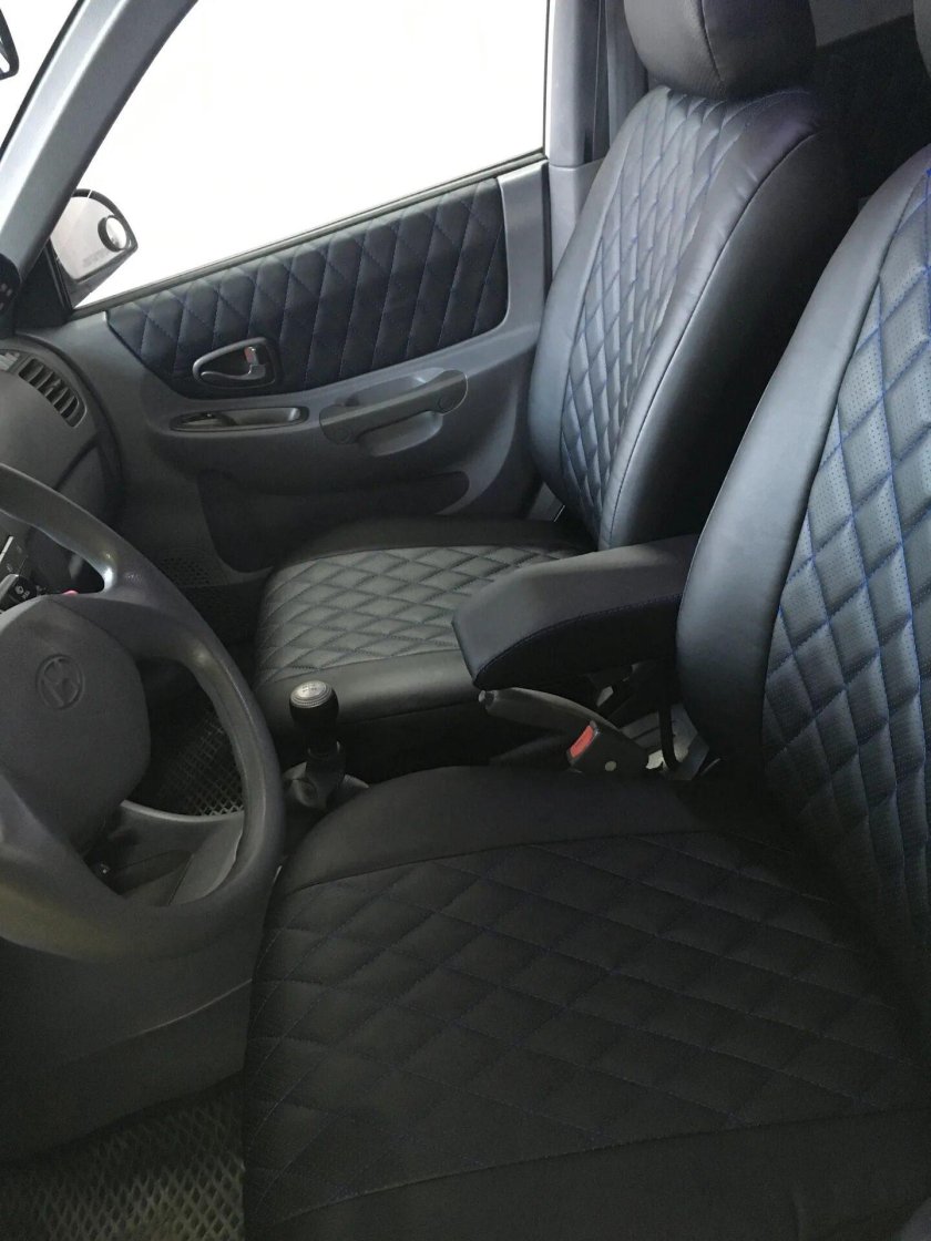 Кожаный салон Хендай акцент