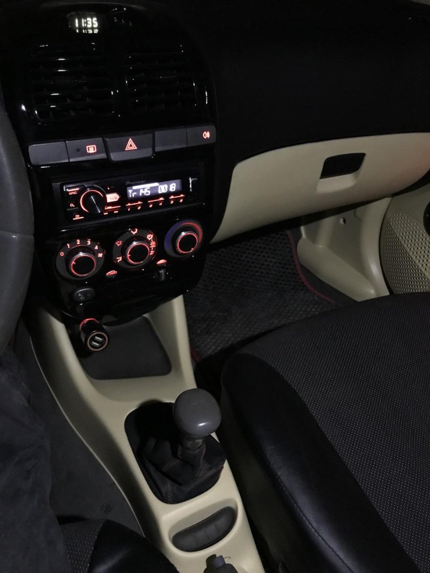 Пластик салона Хендай акцент