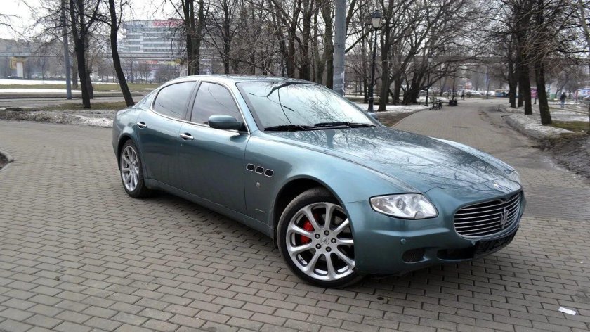 Maserati Quattroporte AMT V
