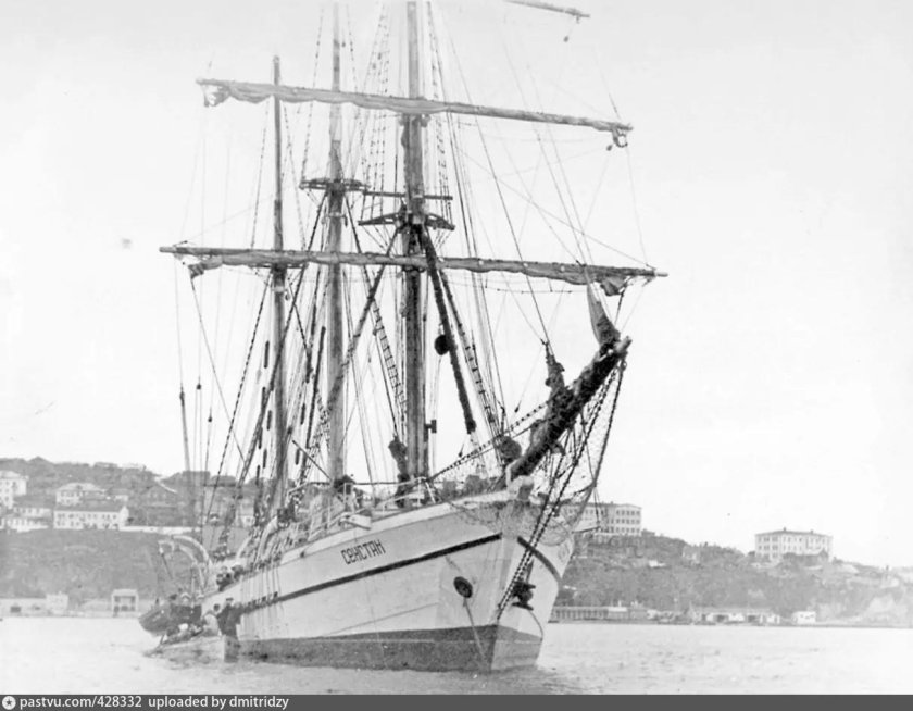 Баркентина Вега