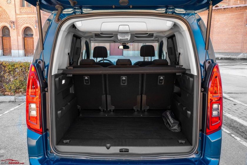 Опель комбо лайф 2021