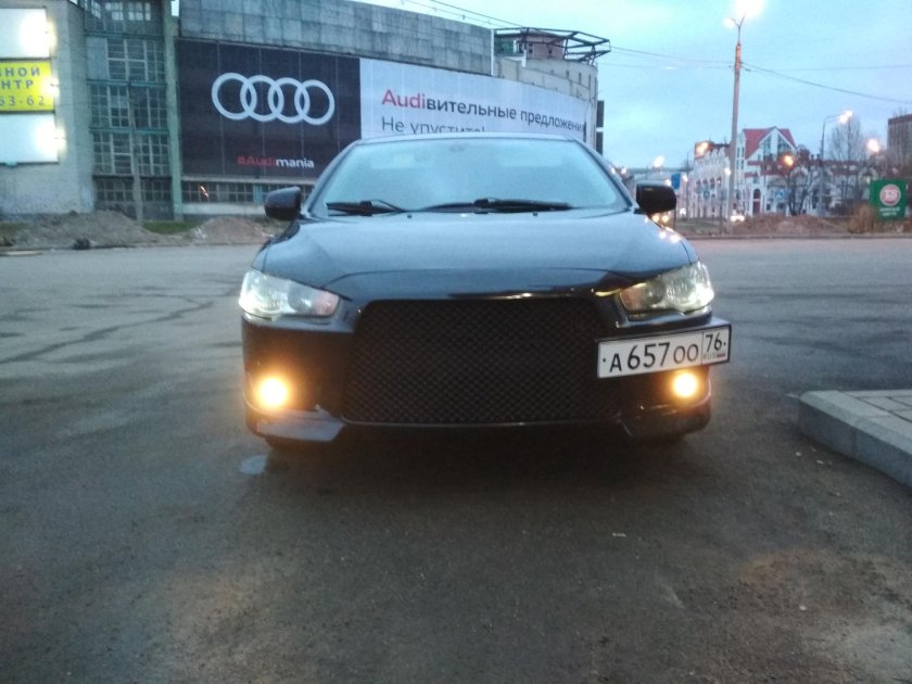 Лансер 10 с светодиодной балкой